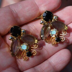 Authentic Vintage Delizza & Elster D&E Juliana Rhinestone Earrings Book Piece